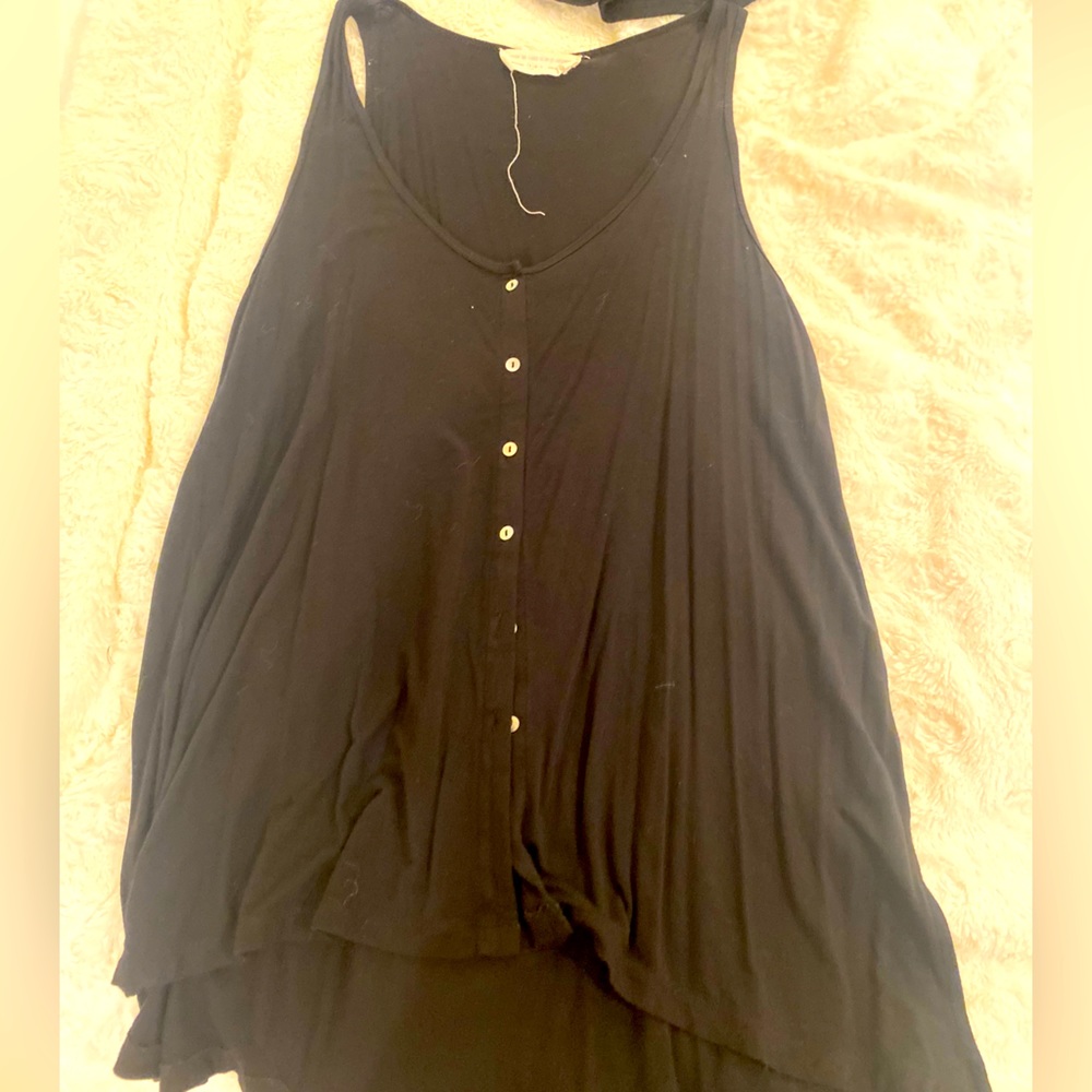 Black, scoop neck, button down tank
